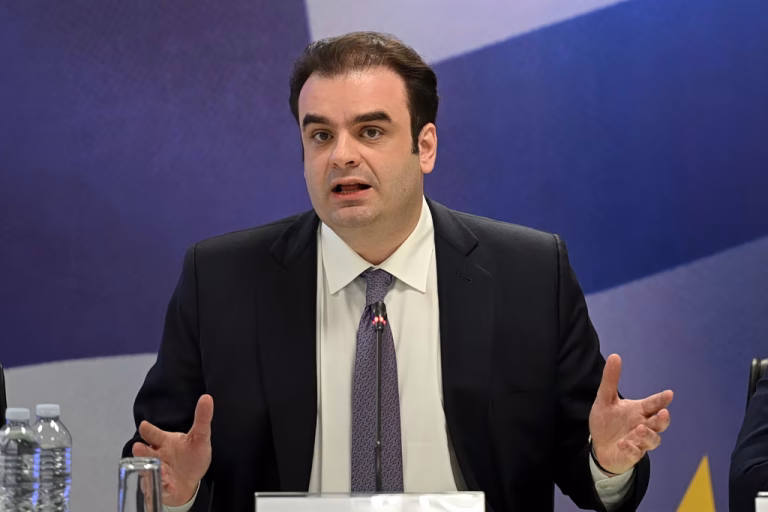 Πιερρακάκης: Ανοιχτό το ενδεχόμενο μέτρων στήριξης