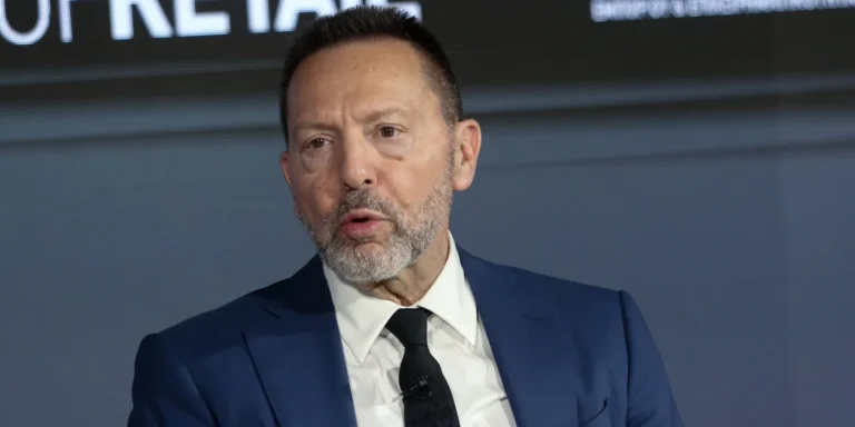 Στουρνάρας: Τεράστιο λάθος το ενδεχόμενο πρόωρων εκλογών εν μέσω πολέμου