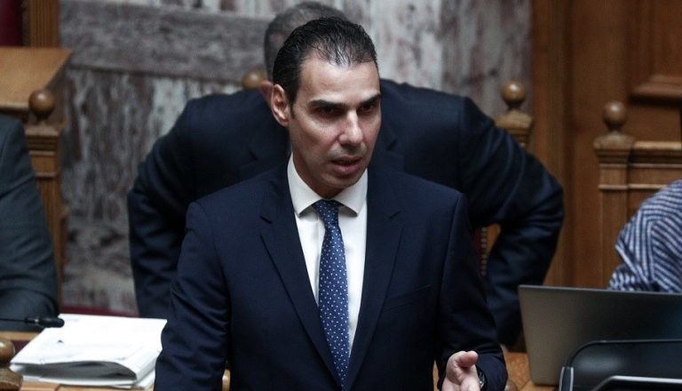 Θεμιστοκλέους: Άμεσα η προκήρυξη για 850 θέσεις μόνιμων ιατρών