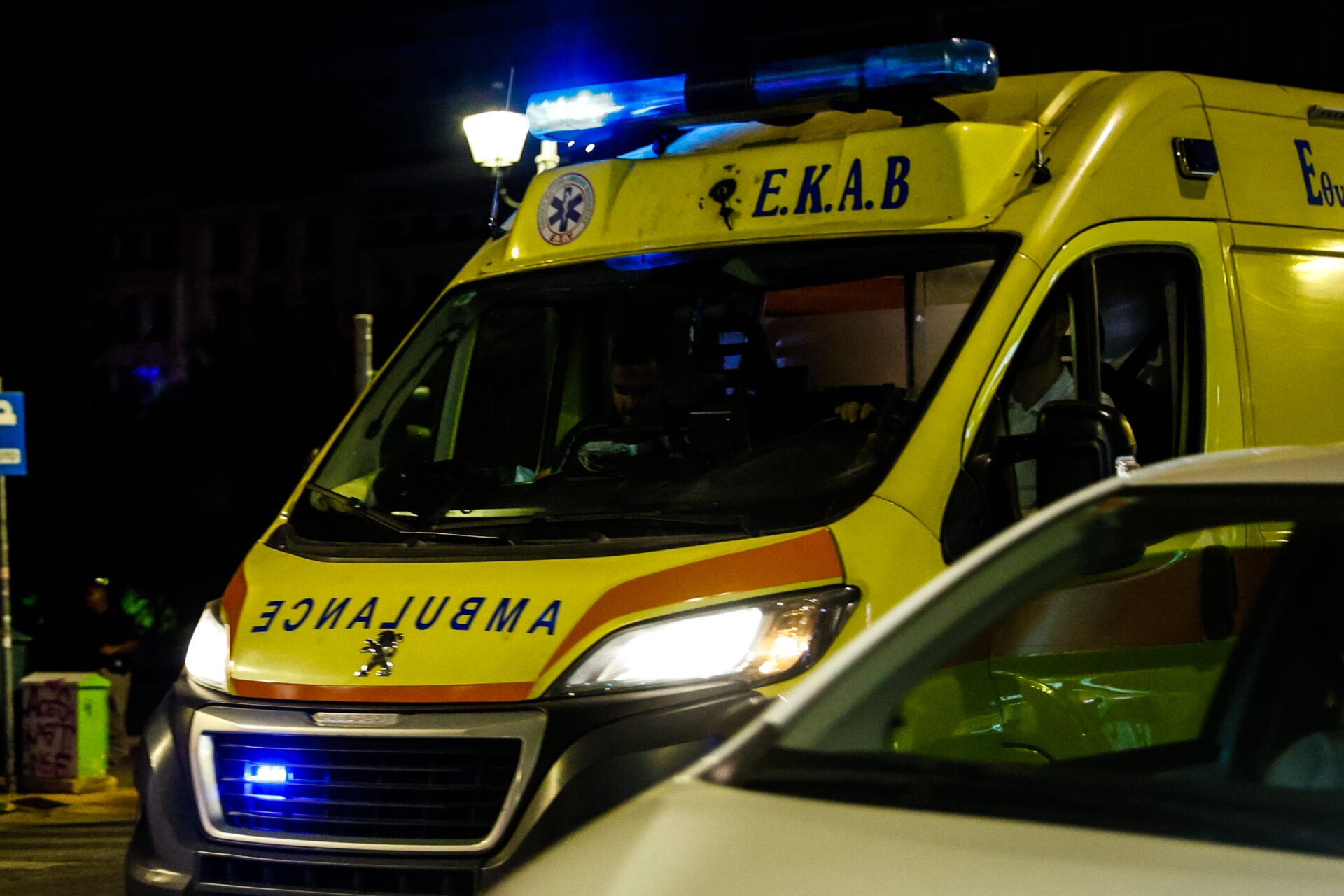 Τραγωδία στο Περιστέρι: Νεκρός 36χρονος πεζός που παρασύρθηκε από αυτοκίνητο