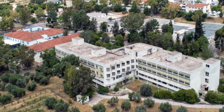 Θρίλερ στο Δαφνί: Τρόφιμος στραγγάλισε 59χρονο ασθενή μετά από καυγά