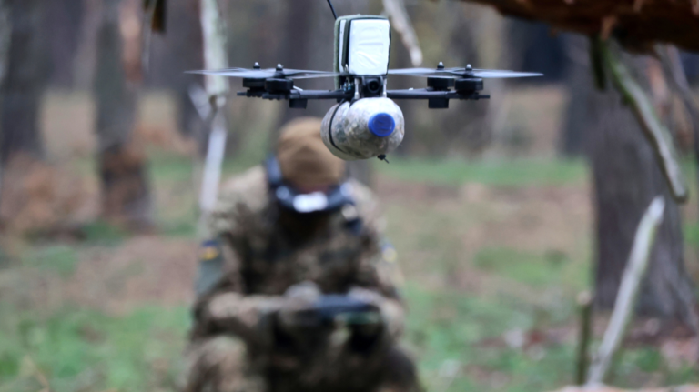 Η Ρωσία έχει ξεκινήσει συντονισμένη αεροπορική επίθεση