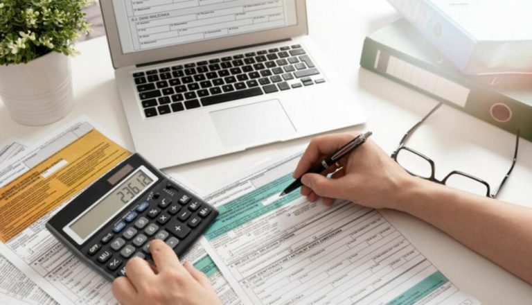 ΦΠΑ: «Κούρεμα» έως 80% στα πρόστιμα για εκπρόθεσμες δηλώσεις χωρίς οφειλή