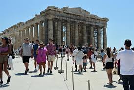 Αθήνα: Ιστορικό ρεκόρ τουρισμού το 2025
