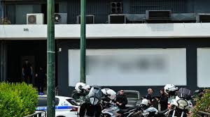 Καλλιθέα: Η στιγμή που η 43χρονη τρέχει να σωθεί μετά την ένοπλη επίθεση σε κλαμπ