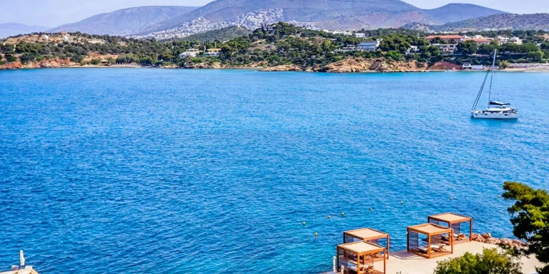 Καιρός: Ζέστη σήμερα με θερμοκρασίες άνω των 30 βαθμών