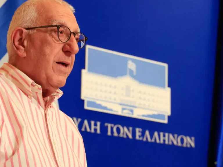 Συγχαρητήρια Κακλαμάνη στον Ολυμπιακό