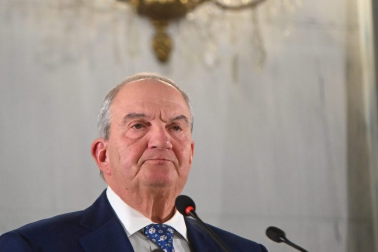 Δεν πάει στο συνέδριο της ΝΔ ο Κώστας Καραμανλής