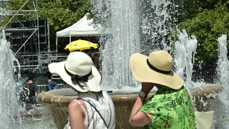 Καιρός: Καλοκαίρι με 33άρια σήμερα – Δείτε αναλυτικά τις θερμοκρασίες