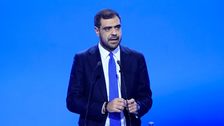 Μαρινάκης: Ο Τσίπρας επενδύει στην όπισθεν – Εκπροσωπεί το εντελώς αντίθετο από αυτό που ζητάει η κοινωνία 