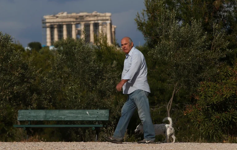 Συντάξεις χηρείας: Στόχος να αποφευχθούν μειώσεις και επιστροφές χρημάτων