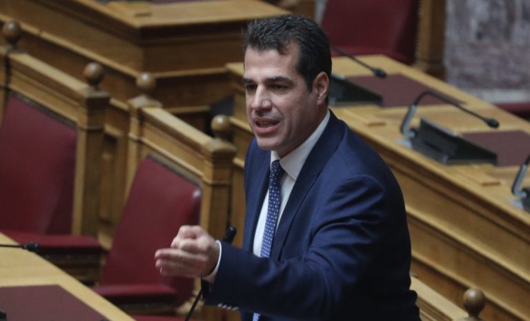 Πλεύρης: Στα περσινά επίπεδα οι μεταναστευτικές ροές στην Κρήτη