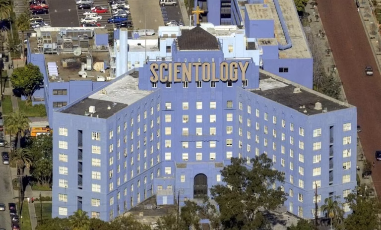  Το trend «scientology speedrun» στο TikTok
