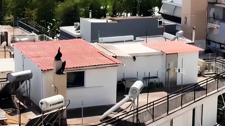 Περιστέρι: Στο νοσοκομείο παραμένουν τα 6 παιδιά που ζούσαν σε άθλιες συνθήκες (βίντεο)