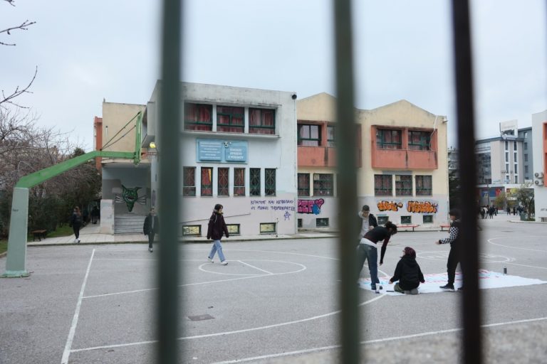 Αμαλιάδα: Στο νοσοκομείο 13χρονη μετά από ξυλοδαρμό