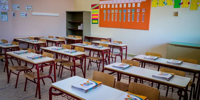 Χαλκίδα: Μαθήτρια είπε σε καθηγήτρια ότι θέλει να αυτοκτονήσει λόγω bullying