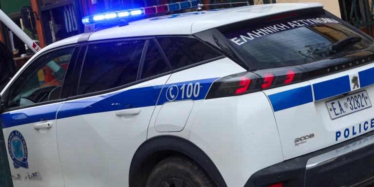 Σοκ στη Ρόδο: Τον κάρφωσε με μαχαίρι στην καρωτίδα ενώ καθάριζε πατάτες